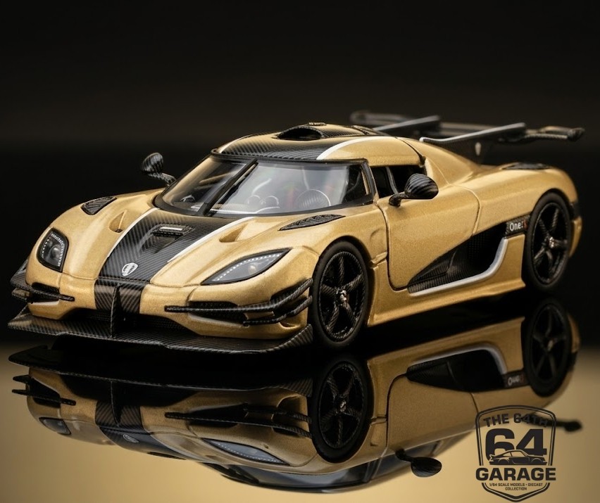Demon King 1/64 Koenigsegg One:1 Gold Carbon HEC LE700 Brand New