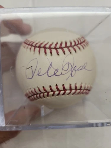 Pete Rose Autograph Baseball. Reds Phillies. Signed in acrylic display