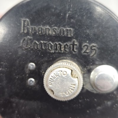 Vintage Bronson J.A. Coxe Coronet 25 Fishing Reel w/ Leather Case