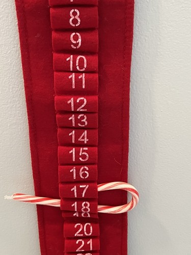 Christmas Advent Calendar Santa Countdown Very Nice Long Legs - Picture 5 of 16