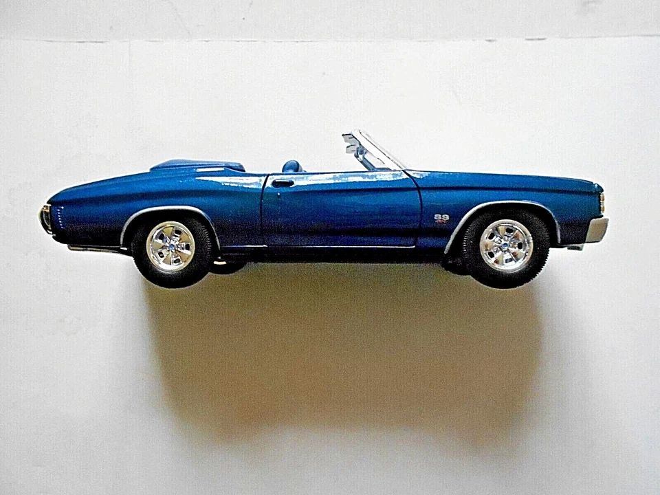 Welly Premium Edition 1971 Chevrolet Chevelle 22454 Die Cast Metal Car - Image 3 of 4