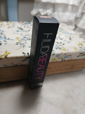 HUDA BEAUTY The Overachiever High Coverage Concealer Honeycomb 30R Full Size NIB