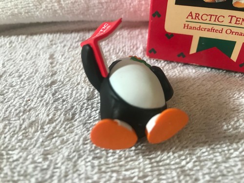 Christmas ornament Hallmark Arctic Tenor Penguin Singing CH3635 - Picture 4 of 5