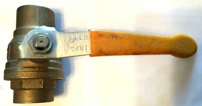 RuB 600 COW 1-1/4''  Brass Ball Valve w/ Yellow Rubber On/Off Lever 