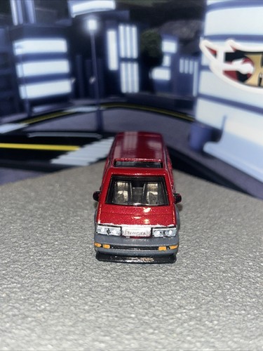 2022 Hot Wheels ~ 1986 Toyota Van / Modified Into Negative Camber - Picture 2 of 11