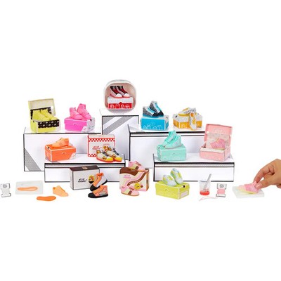 MGA's Miniverse - Make It Mini Sneakers in PDQ