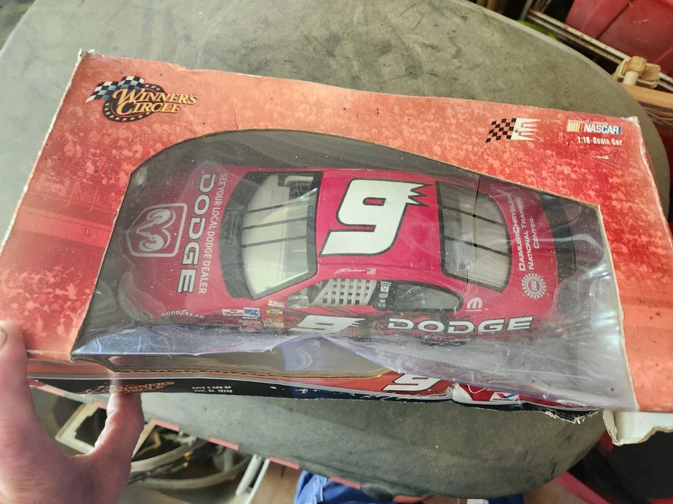 Winner Circle Modle 汽车 — 第 2/3 张图片