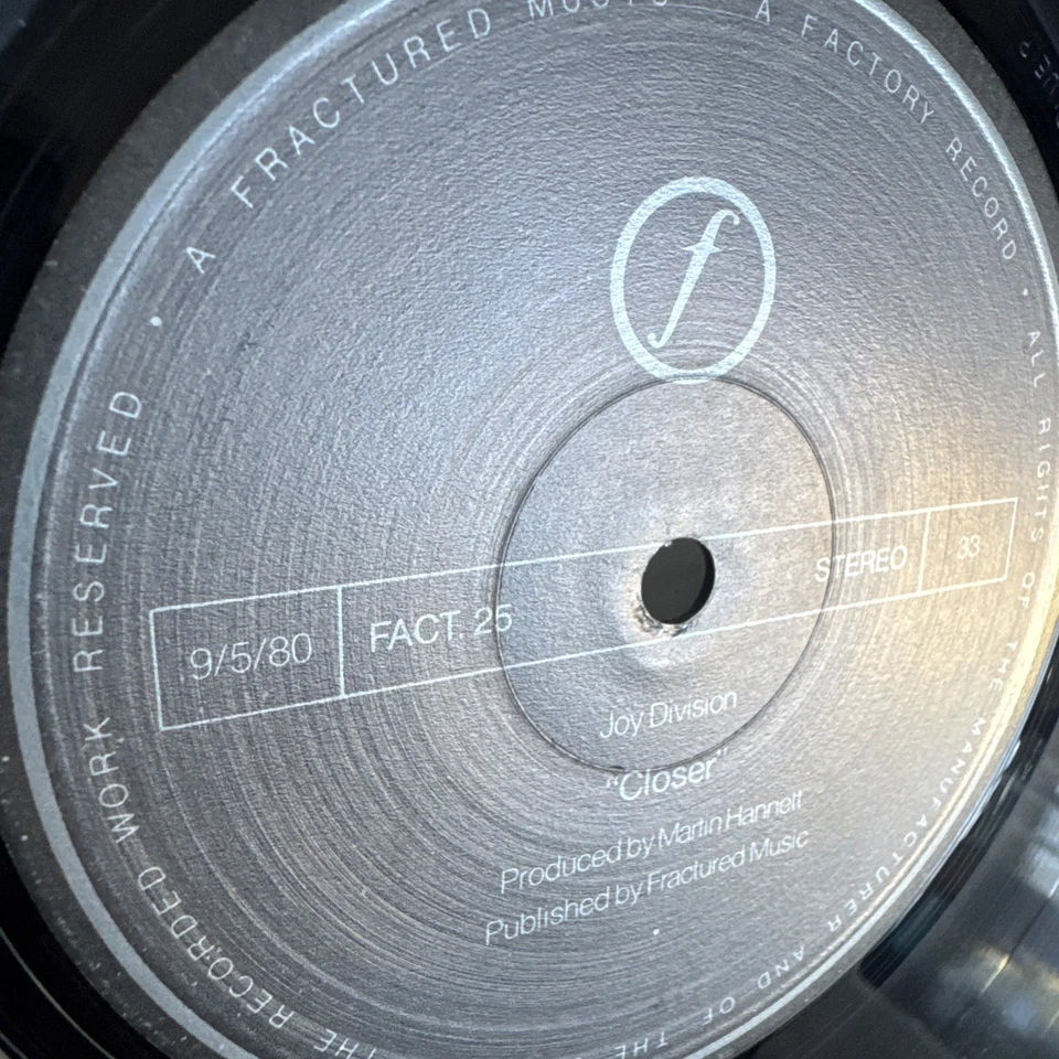JOY DIVISION CLOSER VINYL LP FACTORY UK 1980 FIRST PRESS RUBY RED TRANSLUCENT - Image 4 of 4
