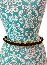 Vintage 1980  s CHAIN SNAKE BELT Gorgeous Gold  Black Old Money Classic Elegant