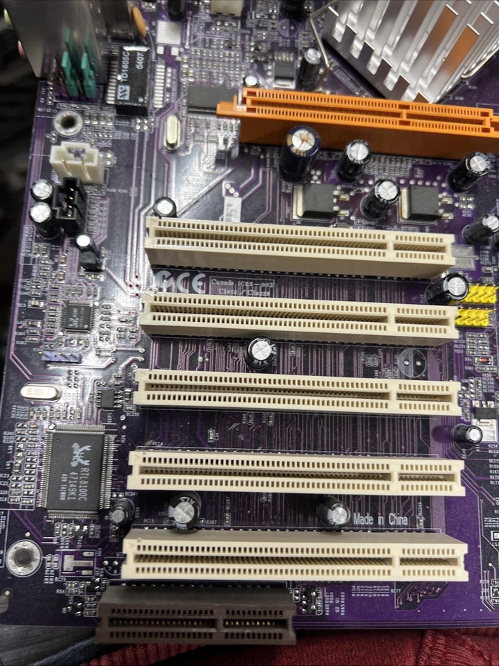 EliteGroup Computer Systems  848P-A , Socket 478 , Intel Motherboard! - Image 2 of 4