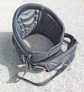 Slingshot Ballistic Kitesurfing Harness w/ Spreader Bar, Medium, Excellent Cond