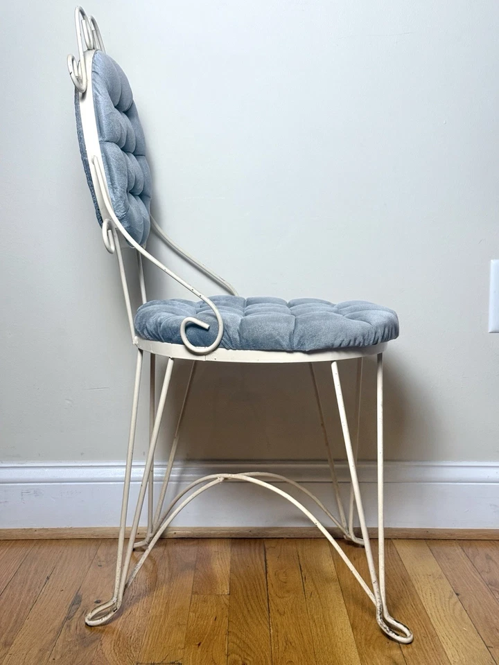 Silla tocador de hierro forjado Teena tocador acolchado terciopelo tocador Hollywood Regency Foto 3 de 4