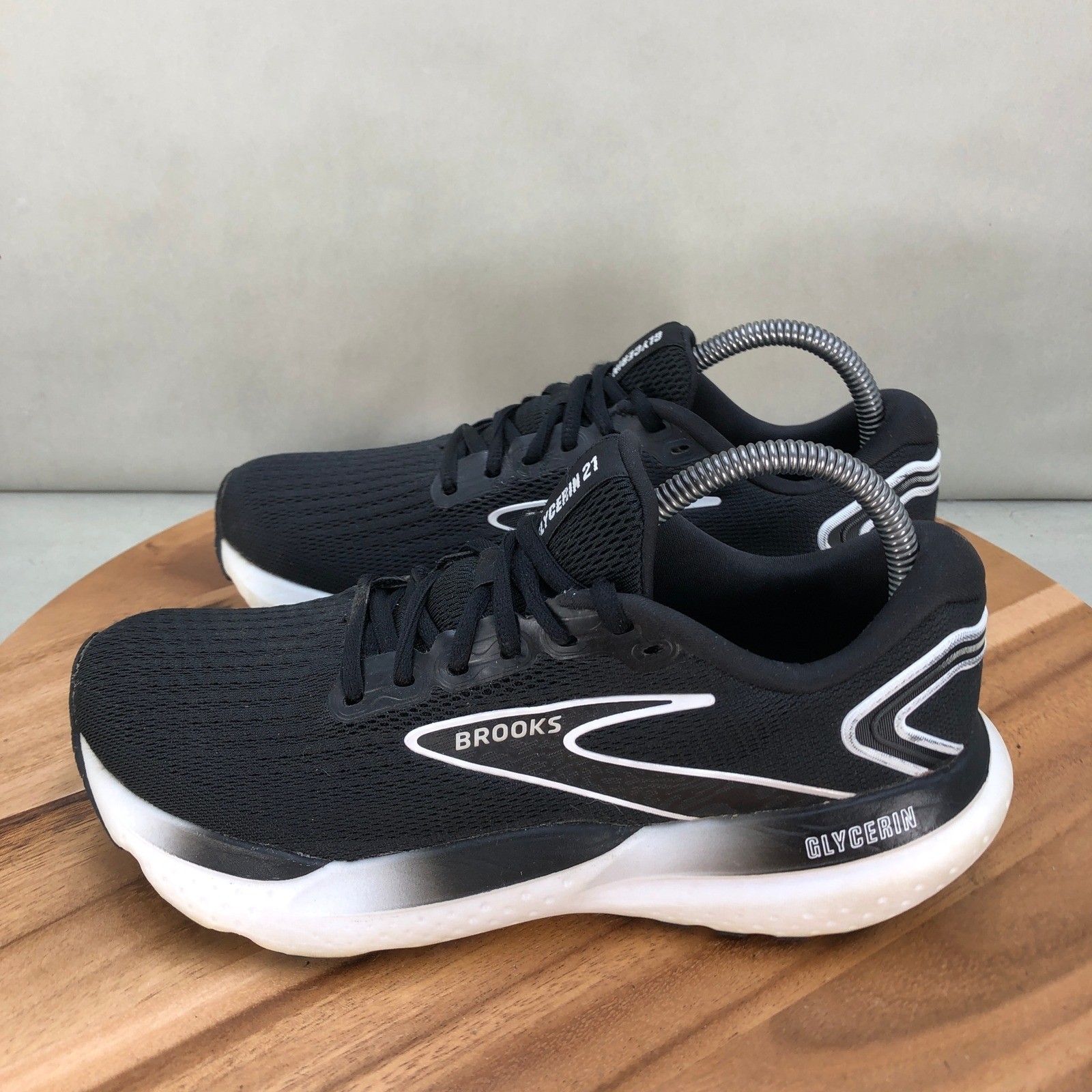 Brooks Glycerin 21 Black White Running Shoes Womens Size 8.5 Medium B Cushioned thumbnail 3