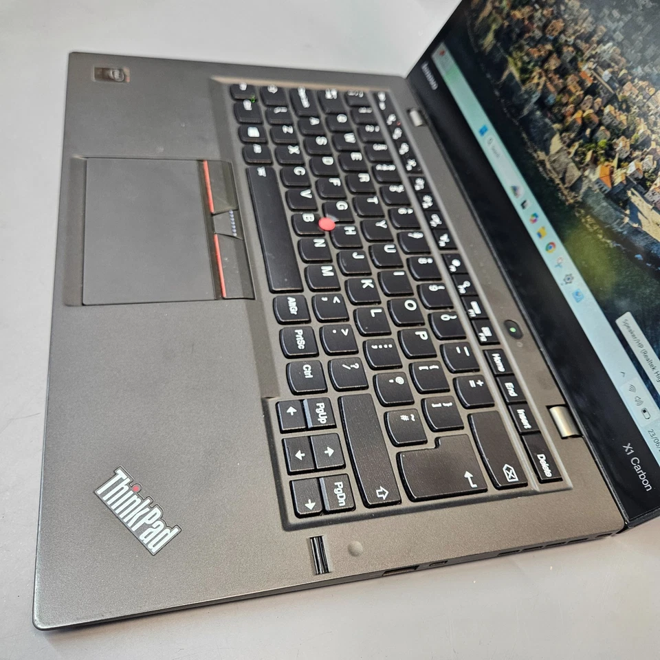 Lenovo ThinkPad X1 Carbon · i7-5500U · 8GB · 256GB, photo 4 of 5