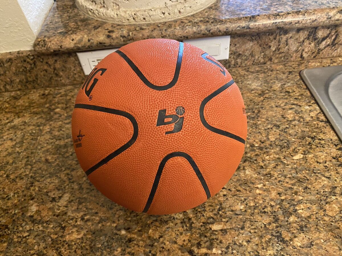 Spalding Cross Over Official Basketball Ball Senior Men Ball Size 6 + Air  Pump