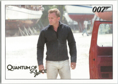 James Bond Archives 2015 ~ GOLD PARALLEL Base Card #030 Quantum of Solace #/125