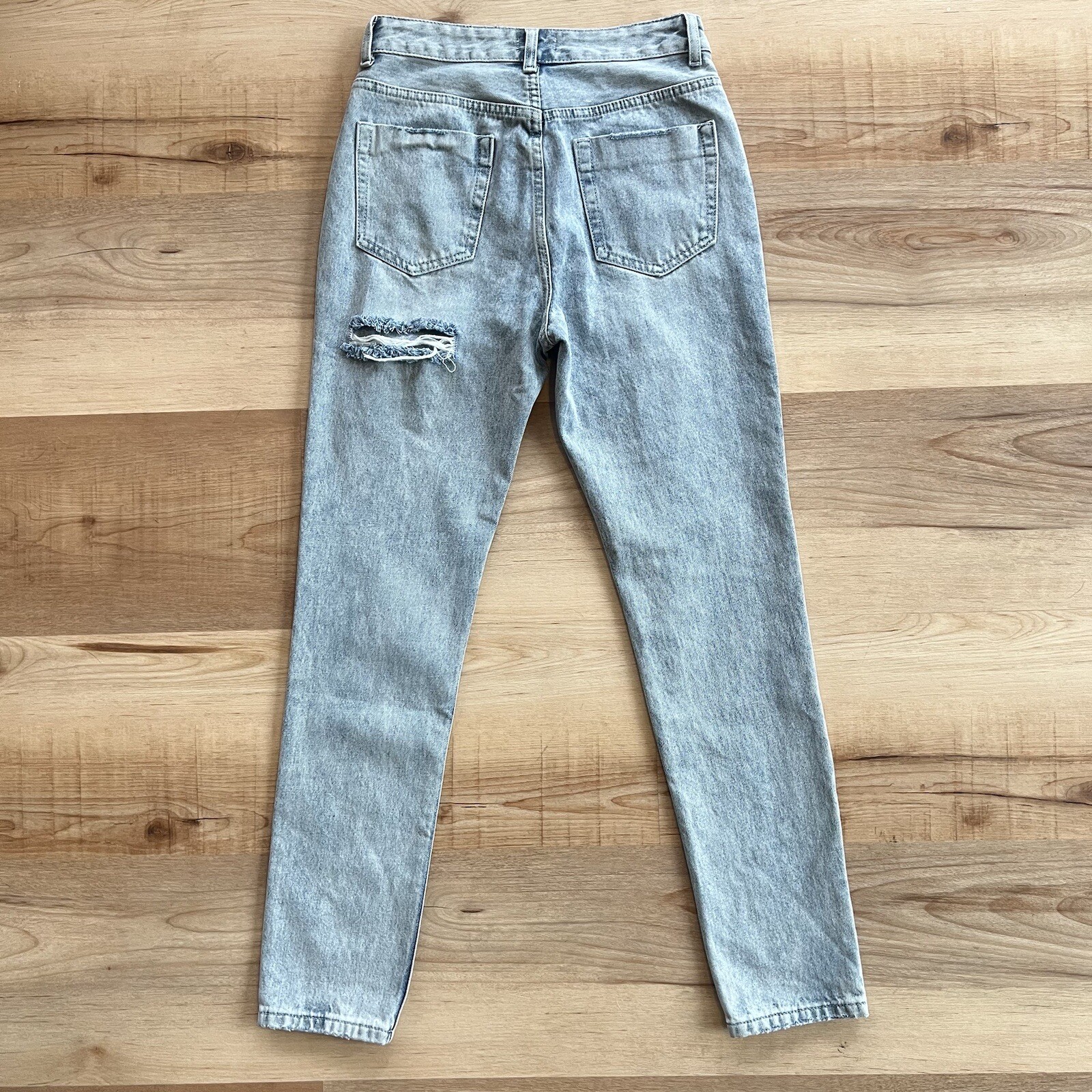 REVOLVE Superdown Bailee Butt Split Jean Light Wa… - image 2