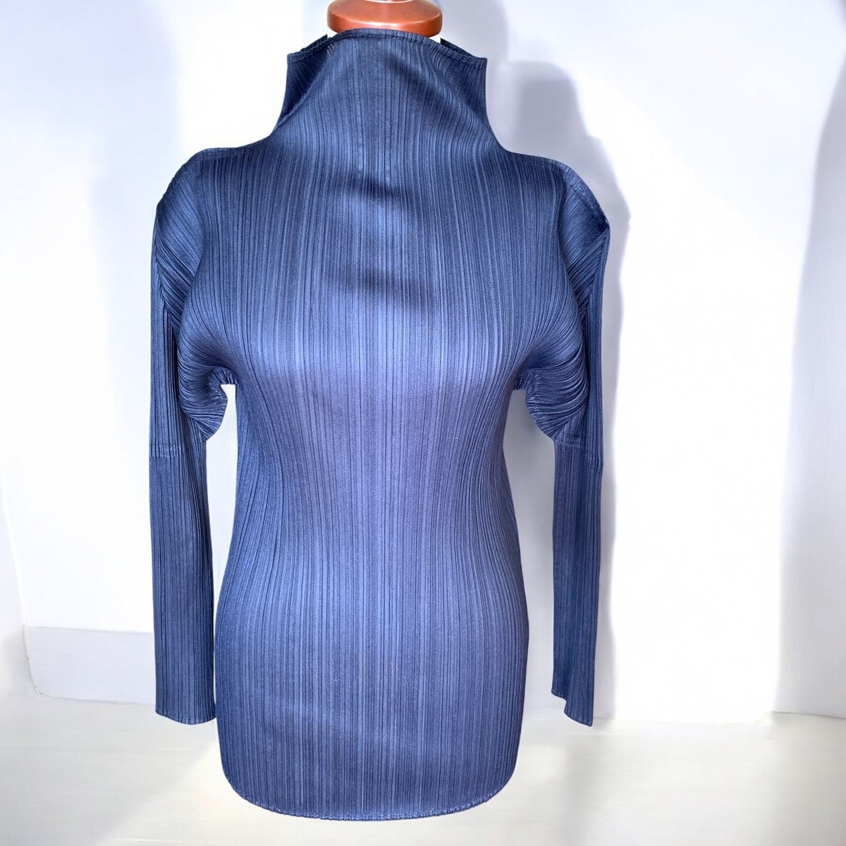 PLEATS PLEASE イッセイミヤケ ハイネック サイズ3　ブルー Issey Miyake Pleats Please High Neck Blouse Navy BlueTop