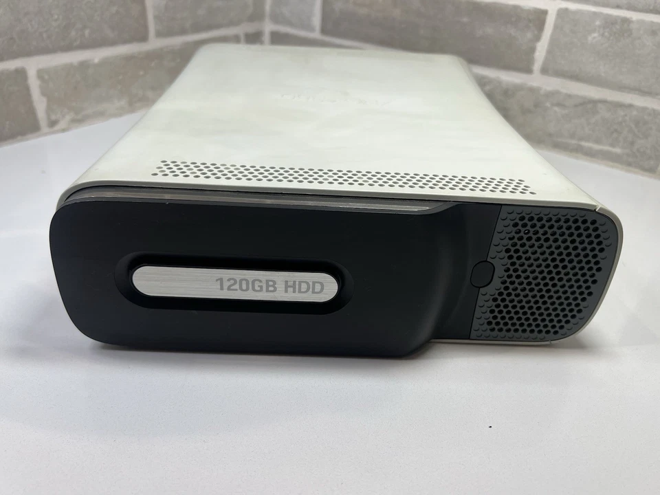 Microsoft Xbox 360 120GB White Console w/ Power Supply And 2 Controllers - Works - Image 4 of 4