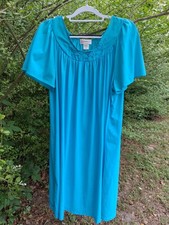 Shadowline Petals Long Nightgown Blue Nylon Flutter Sleeve Embroidered Size 2XL