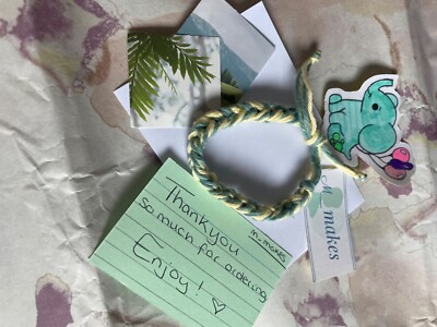 Schöne Handmade Garn Freundschaftsarmbänder - Handarbeit, verstellbar, günstig  