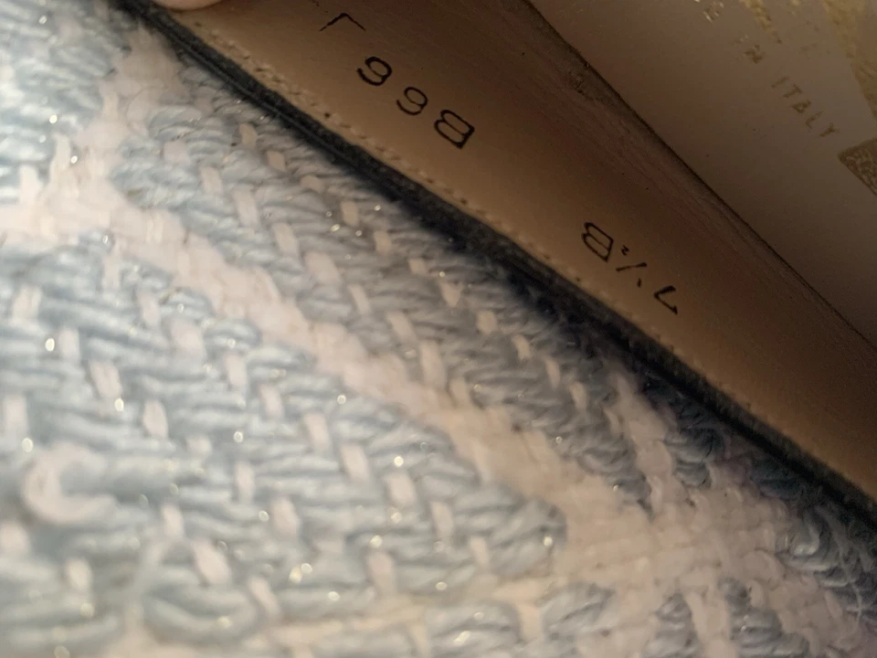 SALVATORE FERRAGAMO Vera Heels Pumps Size 7 .5 B US Crocco Black Made In Italy - Image 4 of 4