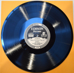 EDISON DIAMOND DISC #51369  When It's Love-Time In Hawaii & Hula Hula Dream Girl