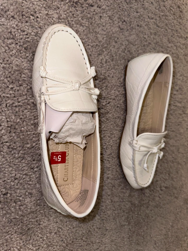 Mocasín Charter Club Katee plano blanco cocodrilo 5,5 m Foto 2 de 4