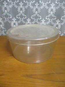 Vintage Shamrock Durable Rigid See at a Glance Plastic Hat Box - 14x6.75