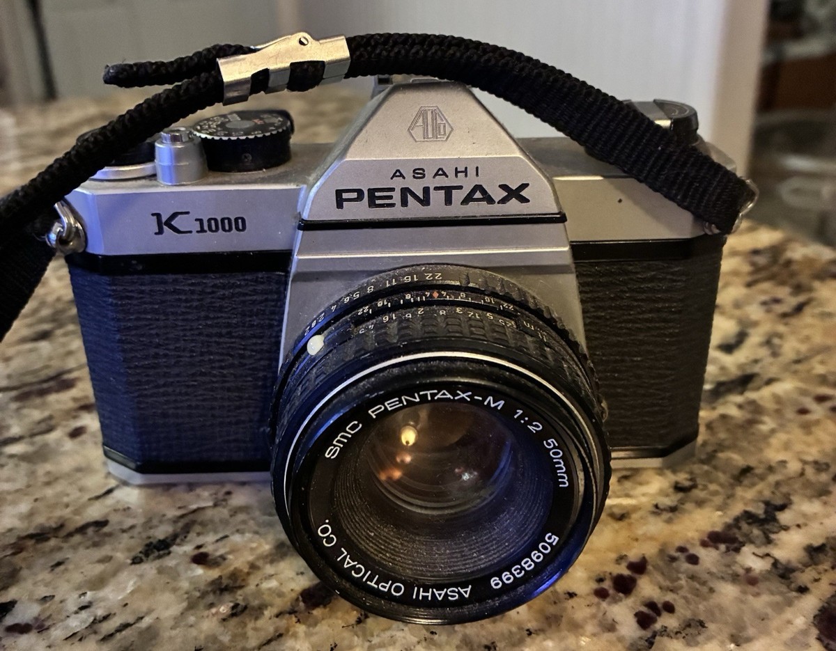 Asahi Pentax K1000 SLR Film Camera w/ SMC Pentax-M 50mm f/2 Lens
