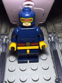 LEGO Cyclops Minifigure Sh117 Marvel Super Hero X-Men vs Sentinel 76022 Retired