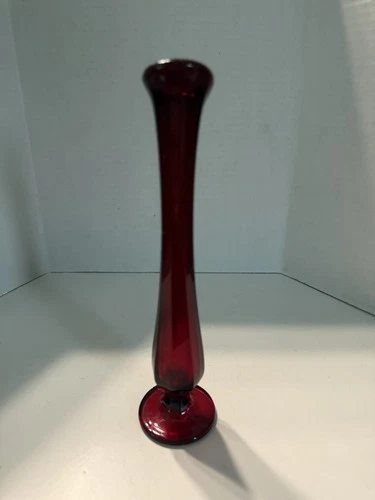 Vintage Tall Ruby Red Fenton Swung Glass Bud Footed Vase 8” HTF