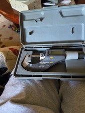 Brown & Sharpe Micromaster MM 2000 Digital Micrometer 0-30mm