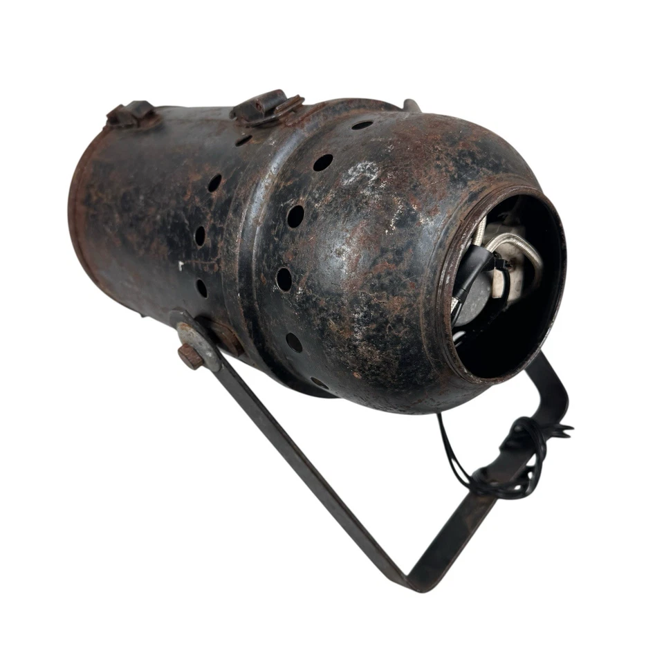 Vintage Stage Light Can Heavy Petina With GE Stage Light Bulb AS IS Antique - Image 2 of 4