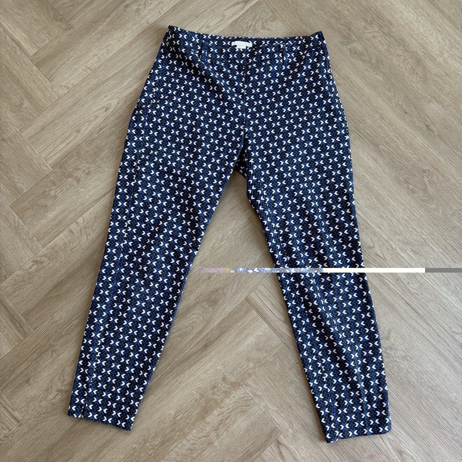 H&M Geometric Patterned Navy White Black Capri Cropped Trousers Size 38 UK 10 image 2