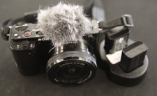 Sony ZV-E10 Mirrorless Camera with 16-50mm Le...