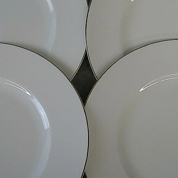 4 platos de cena CRS46 de Crown Staffordshire blanco, borde, liso, borde dorado  Foto 2 de 4