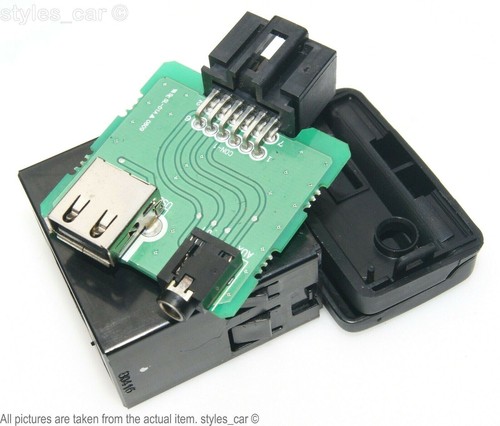 202006806 Genuine Kia Ceed ED SW & Hyundai (07-2012) USB & AUX iPod Jack Socket - Picture 3 of 11