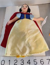 Vintage Disney Store Snow White Mini Bean Bag Doll 9" Tall - with Original Tag
