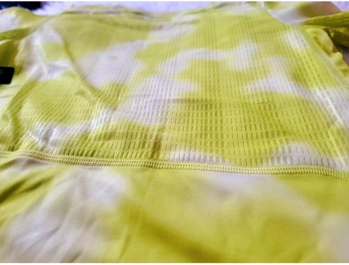 NIKE BOY'S DRI-FIT BREATHE Instacool SHIRT w/COLOR CHANGING SWOOSH, SZ 7 - Picture 3 of 3