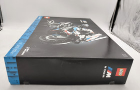 LEGO 42130 BMW M 1000 RR Sealed New MISB Technic Technic EOL Motorcycle 42056