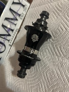 Moyeu Avant Odyssey Vandero Pro Black + 2 Hubguard Pc
