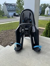 Thule RideAlong Mini Child Bike Seat Adjustable Straps Blue Toddler Front