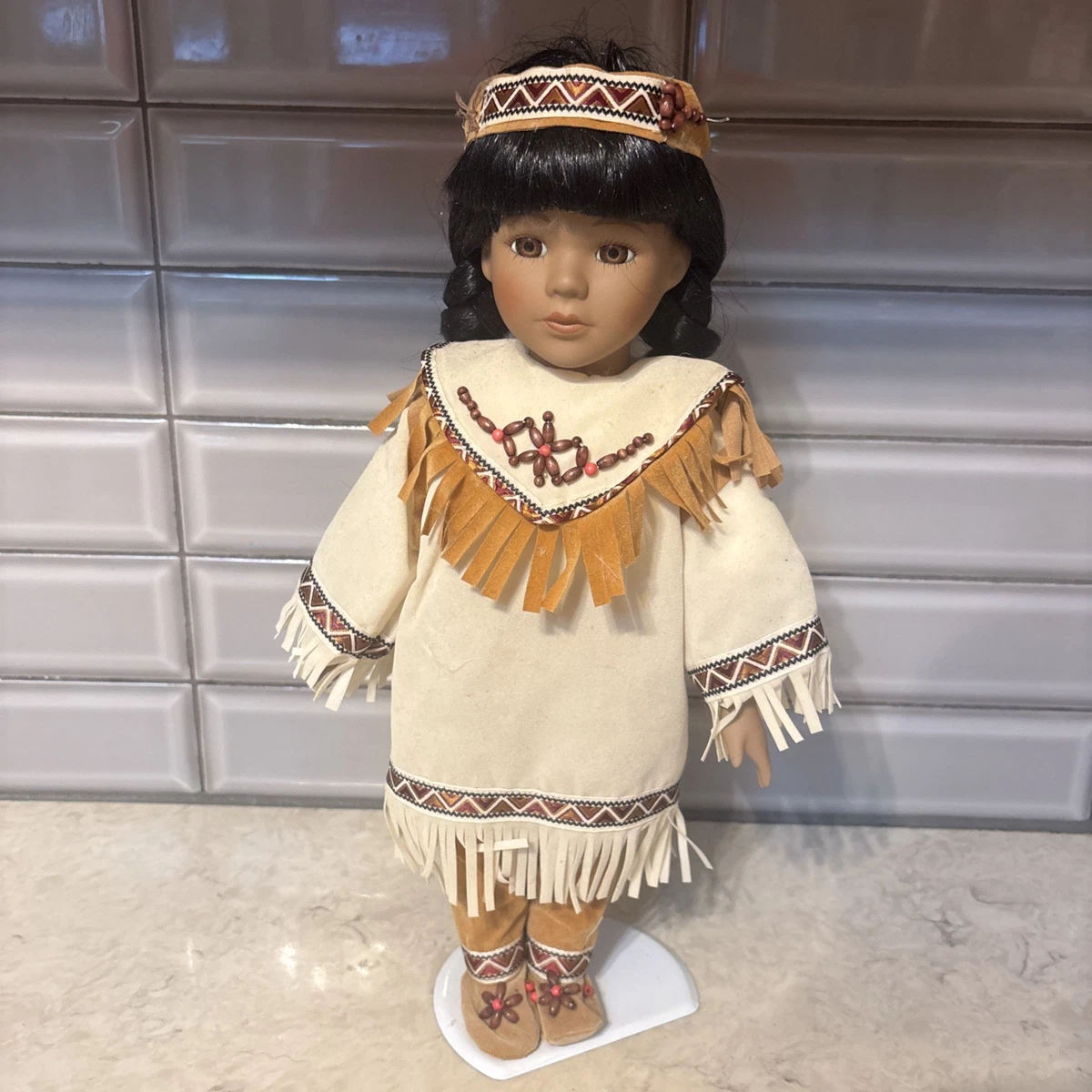 25+ Cultures & Ethnicities Porcelain Native American Dolls & Doll
