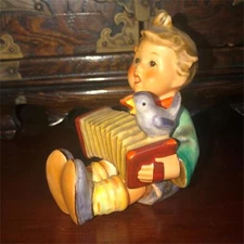 Goebel Hummel “Let’s Sing” Boy Accordion Porcelain Figurine 110/ 0 TMK6  3”