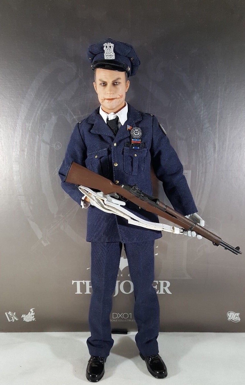 Hot Toys 1 6 scale DX01 Batman 12 Joker Police action figure Heath Ledger only Hot Toys 1 6 scale DX01 Batman 12 Joker Police action figure Heath Ledger only