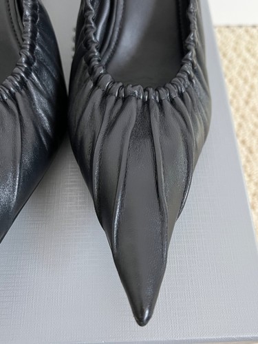NIB Balenciaga Scrunch Knife Black Leather Drawstring Pointed Pumps 41 11 $995 - Picture 9 of 18