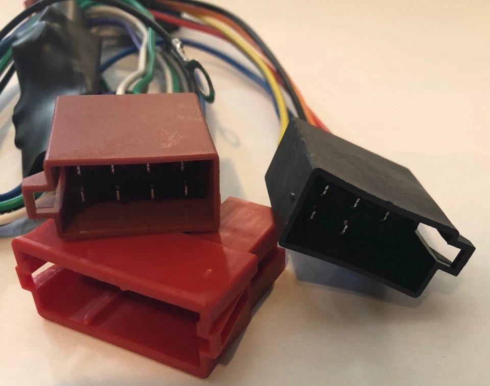 Radio Blende für AUDI A4 B5 bis Bj.99 Rahmen Aktivsystem Adapter mit Verstärker - Bild 2 von 4