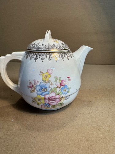 Vintage Floral Motif TEAPOT Cottage Deco top Cabin Country - Picture 8 of 12