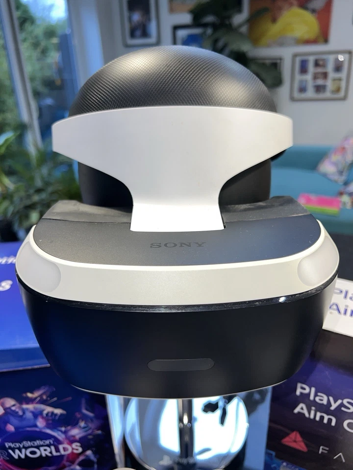 PlayStation VR - Image 4 of 4